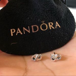 Pandora infinite love stud earrings